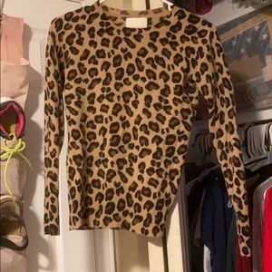 Long leopards print long sleeve shirt
